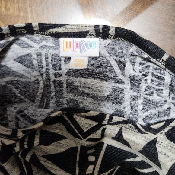 Lularoe Dress Womens XXS Black Carly Swing Aztec Geometric Tribal High Low - Picture 9 of 11